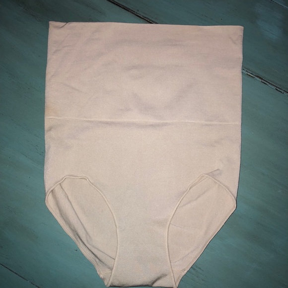 Shapewear - Picture 3 of 3